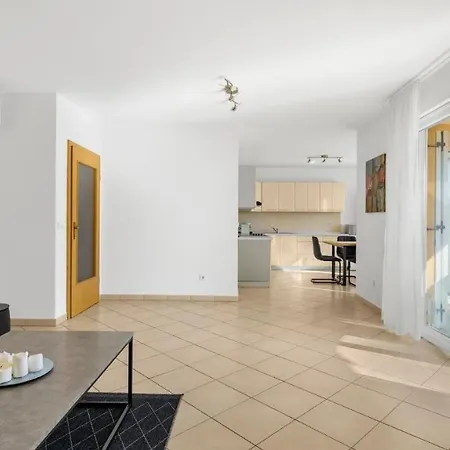 Guest house Giulia With Sea View In Novigrad